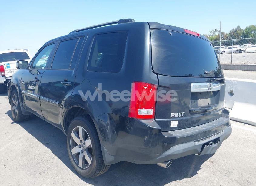 Photo 3 of 2013 Honda Pilot TOURING (VIN 5FNYF3H97DB037141)