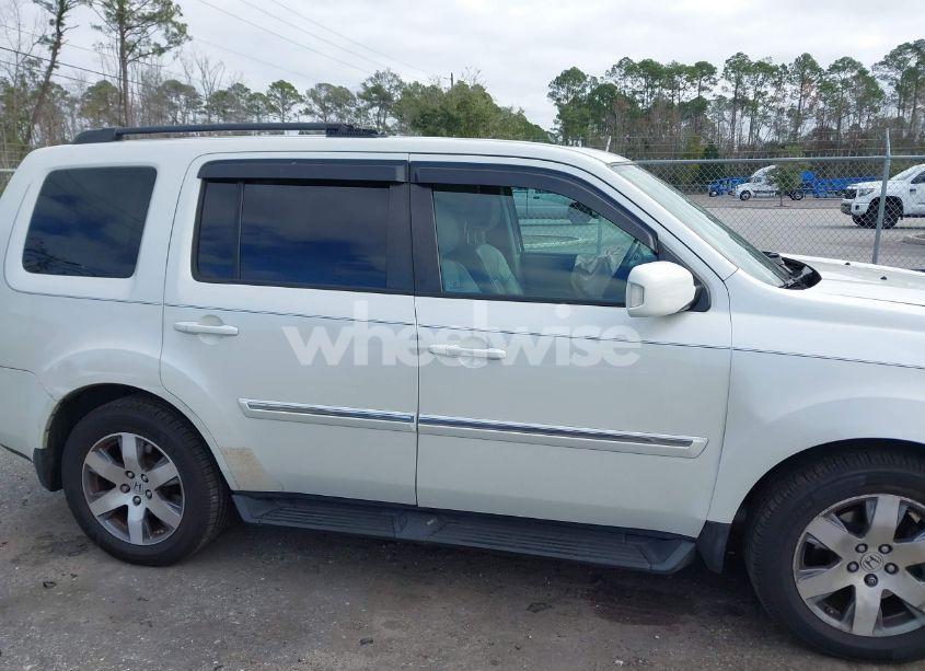 Photo 13 of 2014 Honda Pilot TOURING (VIN 5FNYF3H97EB020048)