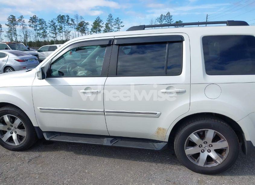 Photo 14 of 2014 Honda Pilot TOURING (VIN 5FNYF3H97EB020048)
