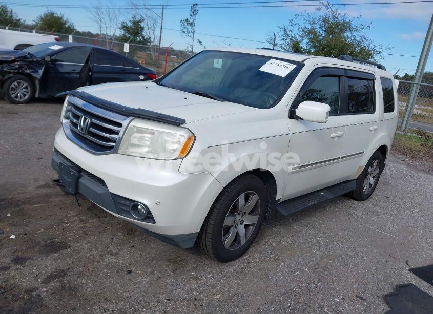 Photo 2 of 2014 Honda Pilot TOURING (VIN 5FNYF3H97EB020048)