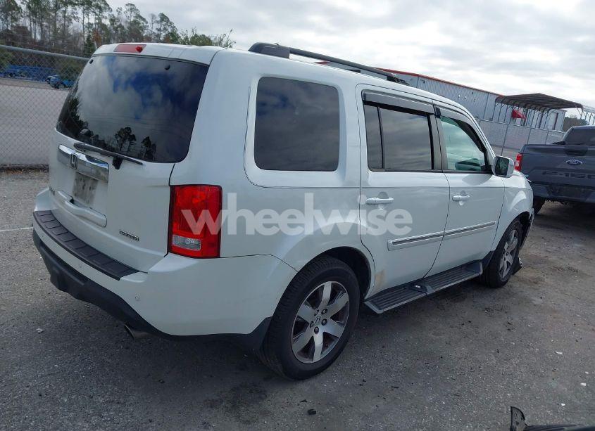 Photo 4 of 2014 Honda Pilot TOURING (VIN 5FNYF3H97EB020048)