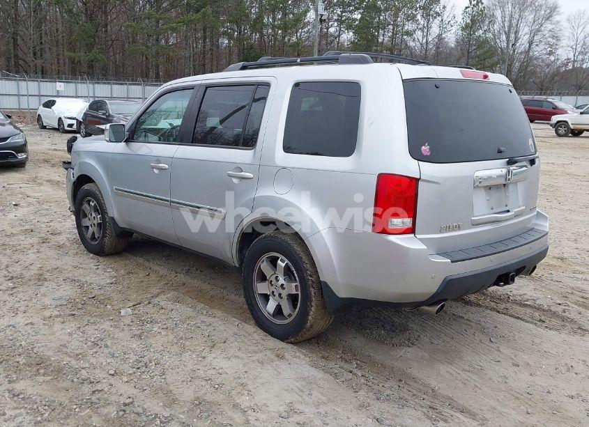 Photo 3 of 2011 Honda Pilot TOURING (VIN 5FNYF3H98BB048050)