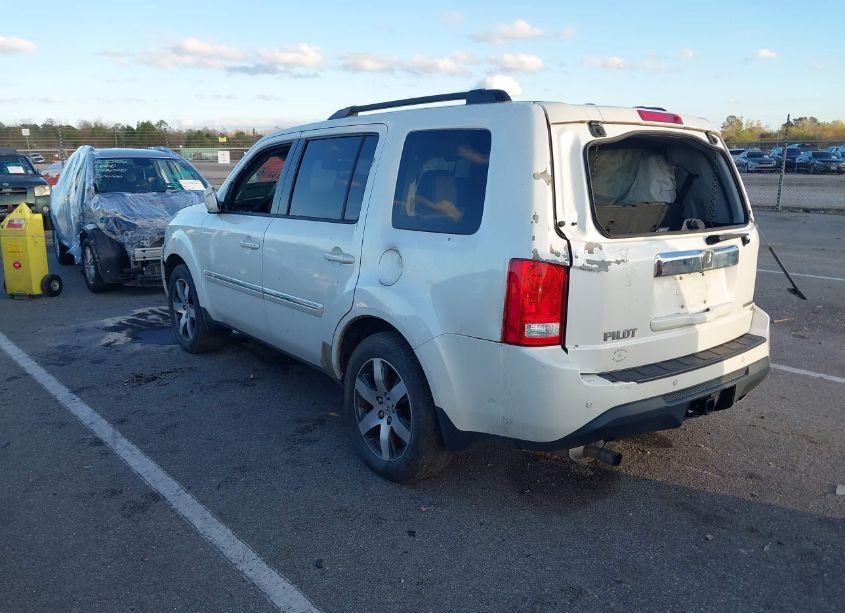 Photo 3 of 2012 Honda Pilot TOURING (VIN 5FNYF3H98CB027278)
