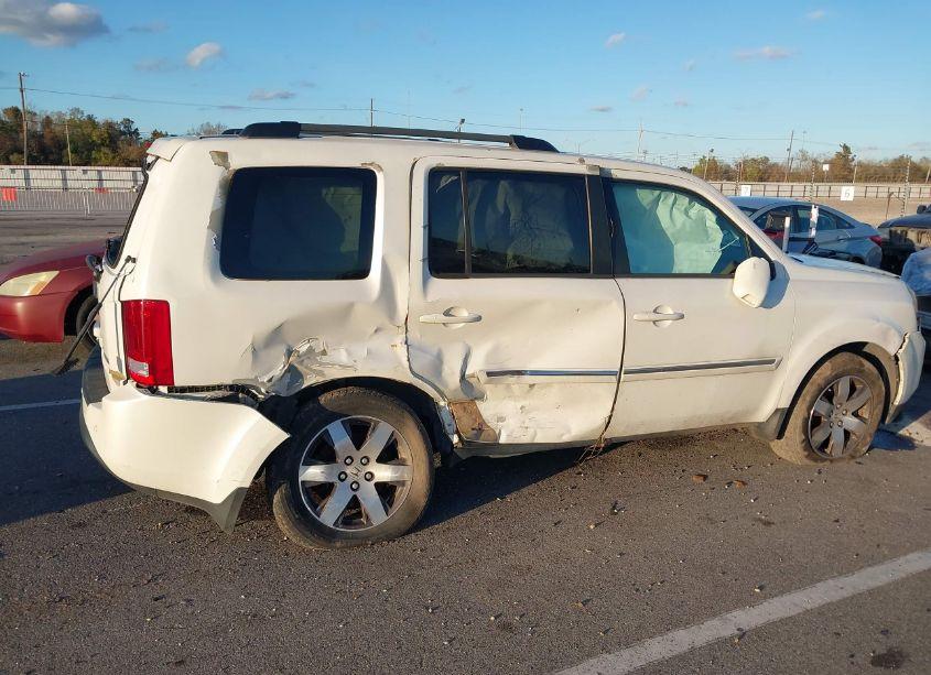 Photo 6 of 2012 Honda Pilot TOURING (VIN 5FNYF3H98CB027278)