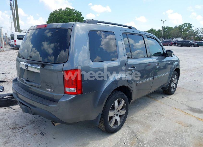 Photo 4 of 2013 Honda Pilot TOURING (VIN 5FNYF3H98DB006805)