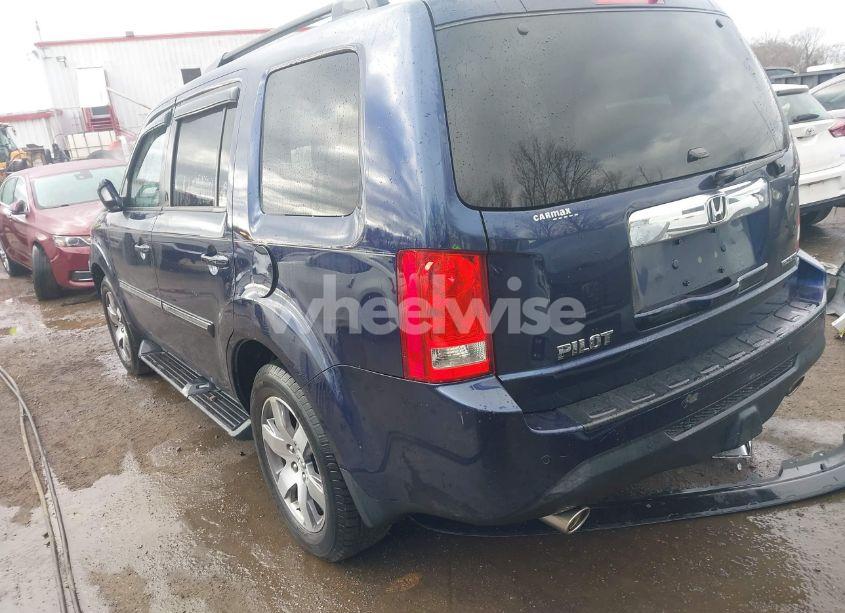 Photo 3 of 2014 Honda Pilot TOURING (VIN 5FNYF3H98EB009284)