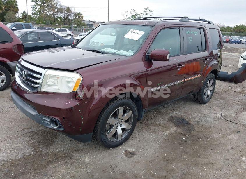 Photo 2 of 2015 Honda Pilot TOURING (VIN 5FNYF3H98FB022098)