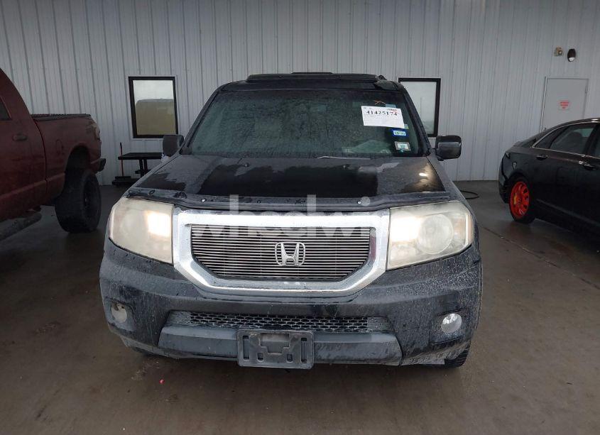 Photo 6 of 2011 Honda Pilot TOURING (VIN 5FNYF3H99BB043956)