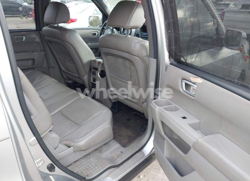 Photo 8 of 2012 Honda Pilot TOURING (VIN 5FNYF3H99CB041903)