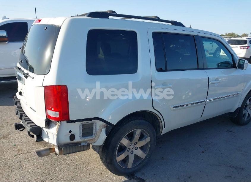 Photo 19 of 2014 Honda Pilot TOURING (VIN 5FNYF3H99EB018530)