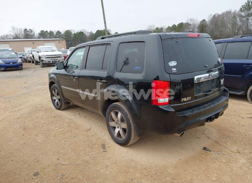 Photo 3 of 2012 Honda Pilot TOURING (VIN 5FNYF3H9XCB018579)