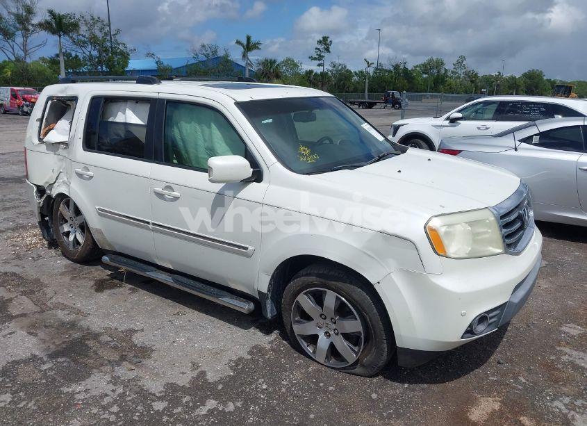 2012 Honda Pilot TOURING (VIN 5FNYF3H9XCB035494) main photo