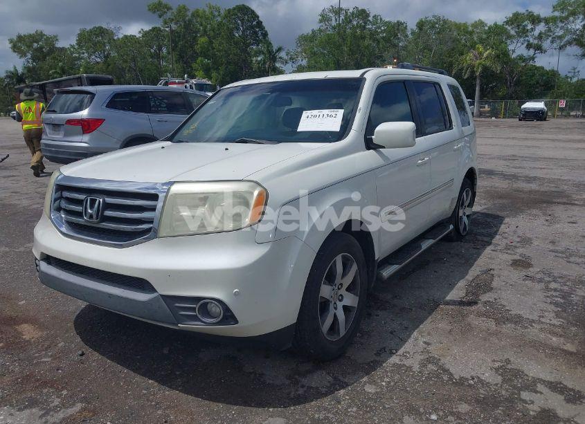 Photo 12 of 2012 Honda Pilot TOURING (VIN 5FNYF3H9XCB035494)