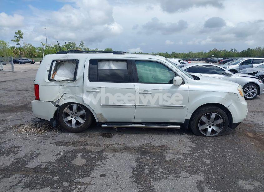 Photo 14 of 2012 Honda Pilot TOURING (VIN 5FNYF3H9XCB035494)