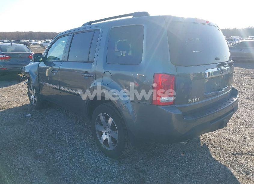 Photo 3 of 2012 Honda Pilot TOURING (VIN 5FNYF3H9XCB042090)