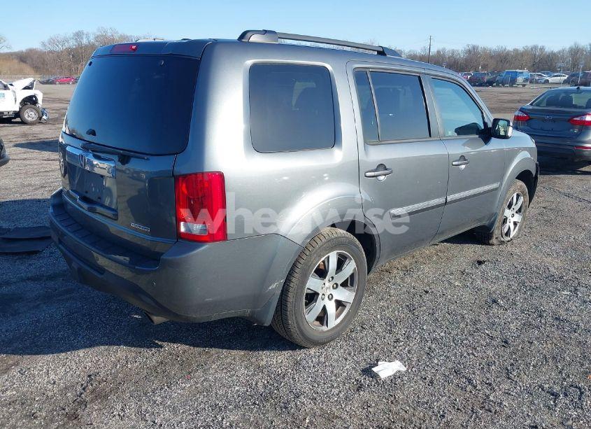 Photo 4 of 2012 Honda Pilot TOURING (VIN 5FNYF3H9XCB042090)