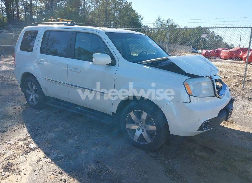 2013 Honda Pilot TOURING (VIN 5FNYF3H9XDB003646) main photo