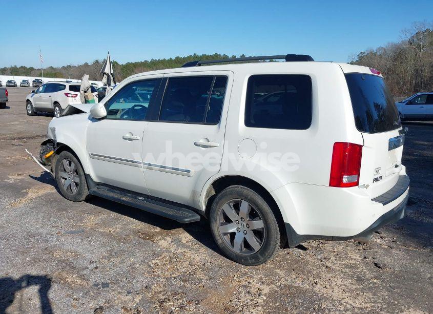 Photo 3 of 2013 Honda Pilot TOURING (VIN 5FNYF3H9XDB003646)