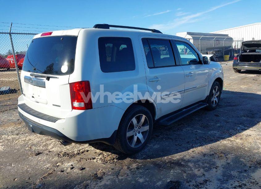 Photo 4 of 2013 Honda Pilot TOURING (VIN 5FNYF3H9XDB003646)