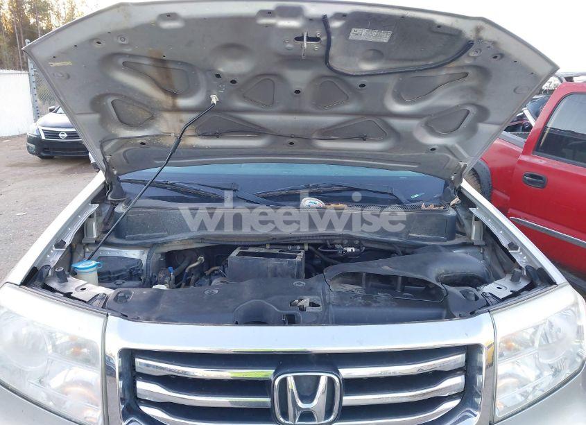 Photo 10 of 2013 Honda Pilot TOURING (VIN 5FNYF3H9XDB024349)