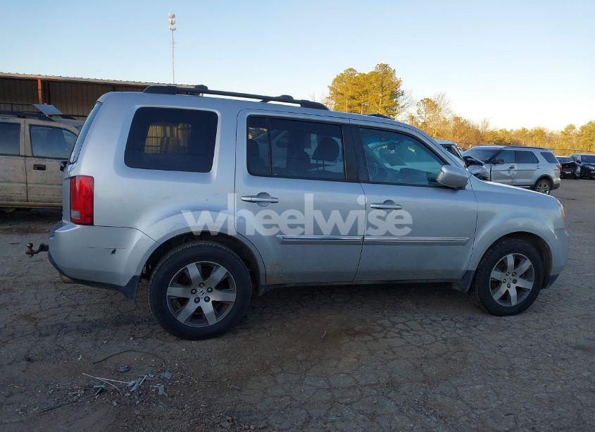 Photo 13 of 2013 Honda Pilot TOURING (VIN 5FNYF3H9XDB024349)