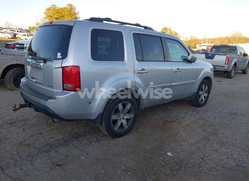 Photo 4 of 2013 Honda Pilot TOURING (VIN 5FNYF3H9XDB024349)