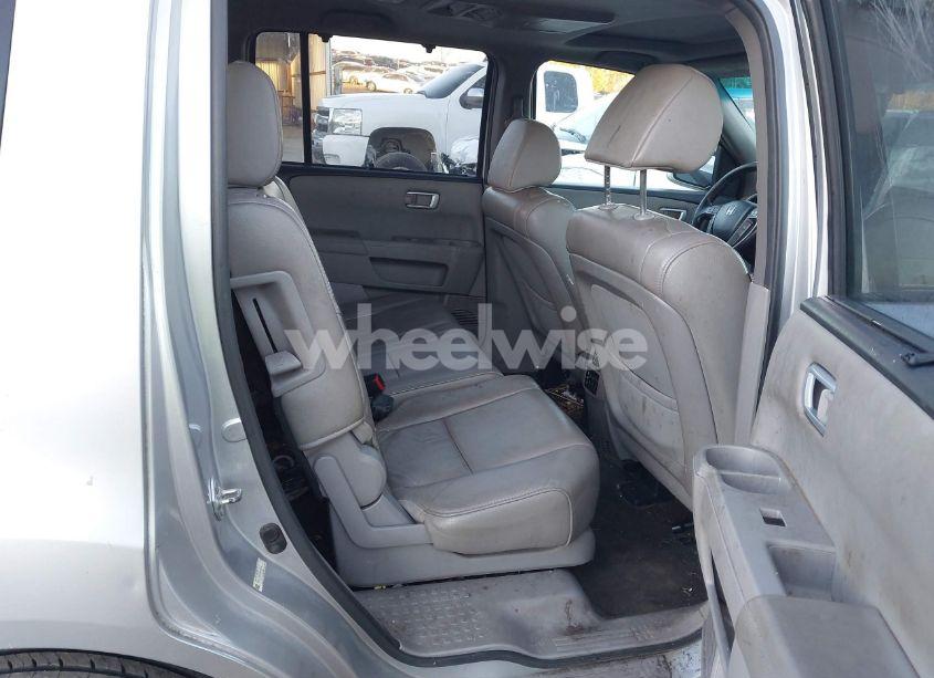 Photo 8 of 2013 Honda Pilot TOURING (VIN 5FNYF3H9XDB024349)