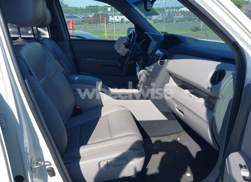 Photo 5 of 2015 Honda Pilot TOURING (VIN 5FNYF3H9XFB018506)