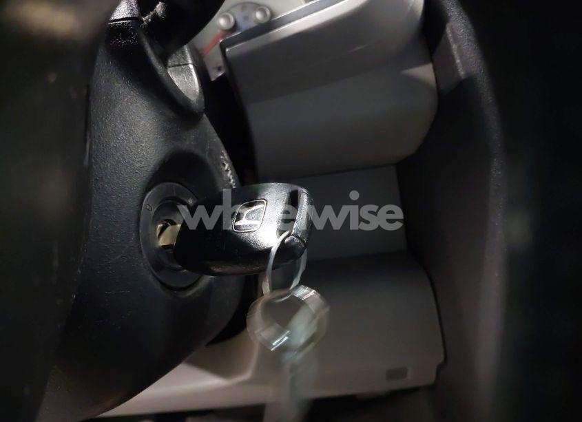 Photo 11 of 2009 Honda Pilot LX (VIN 5FNYF48219B047437)