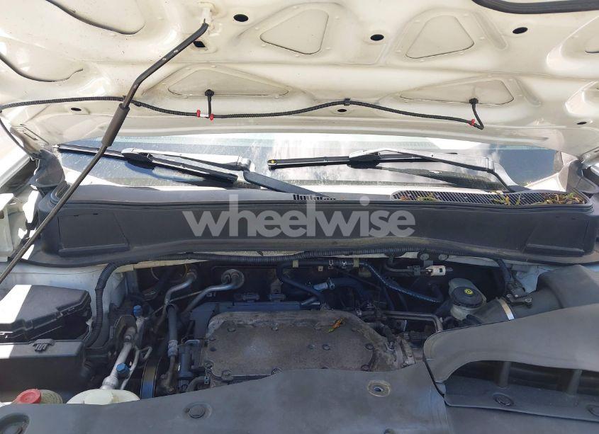 Photo 10 of 2009 Honda Pilot LX (VIN 5FNYF48239B048315)