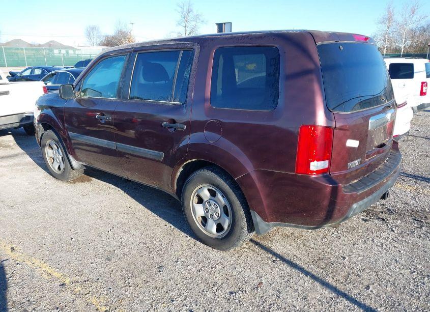 Photo 3 of 2009 Honda Pilot LX (VIN 5FNYF48269B026986)