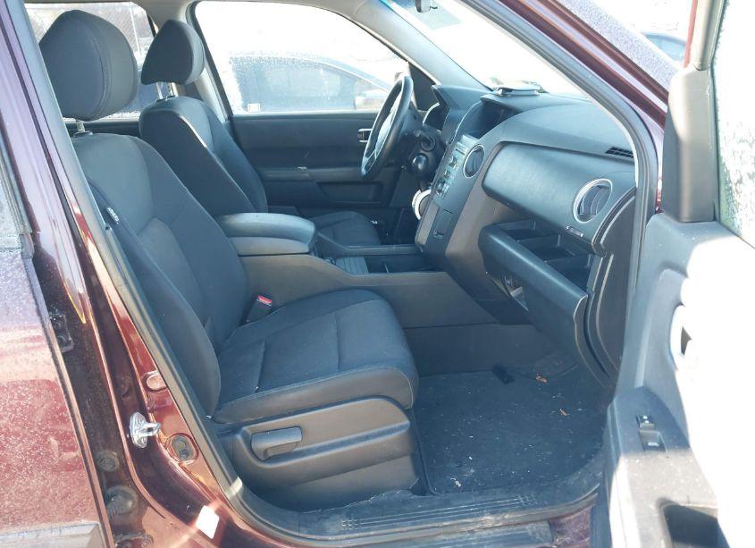 Photo 5 of 2009 Honda Pilot LX (VIN 5FNYF48269B026986)