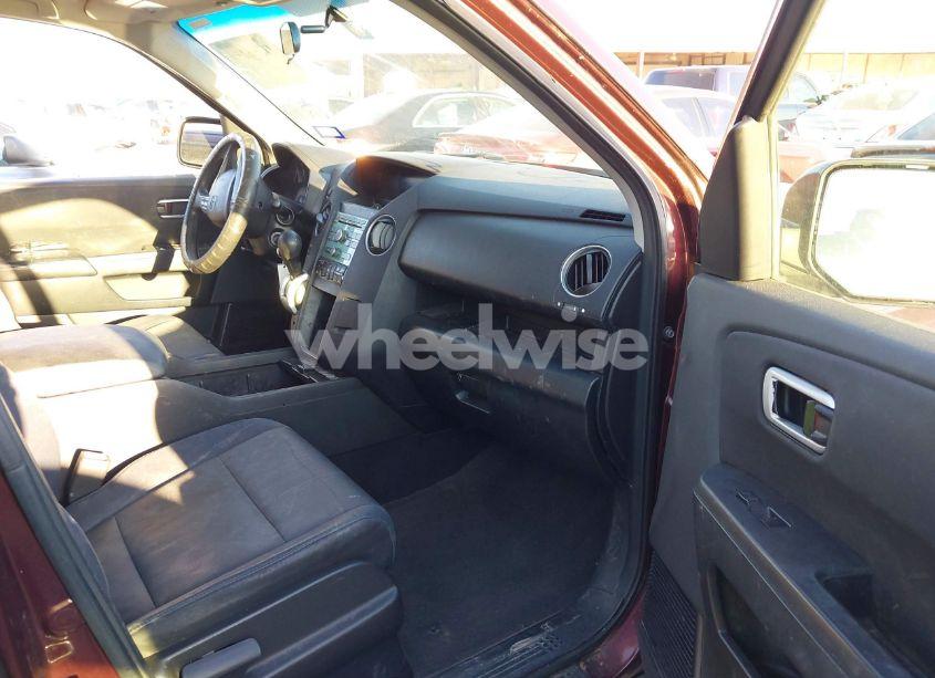 Photo 5 of 2009 Honda Pilot EX (VIN 5FNYF48419B005187)