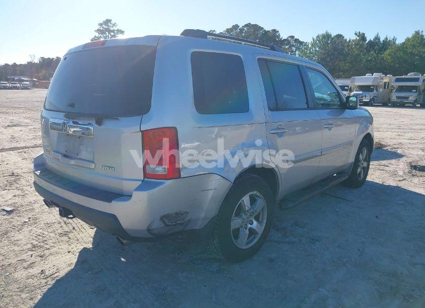 Photo 4 of 2009 Honda Pilot EX (VIN 5FNYF48419B010289)