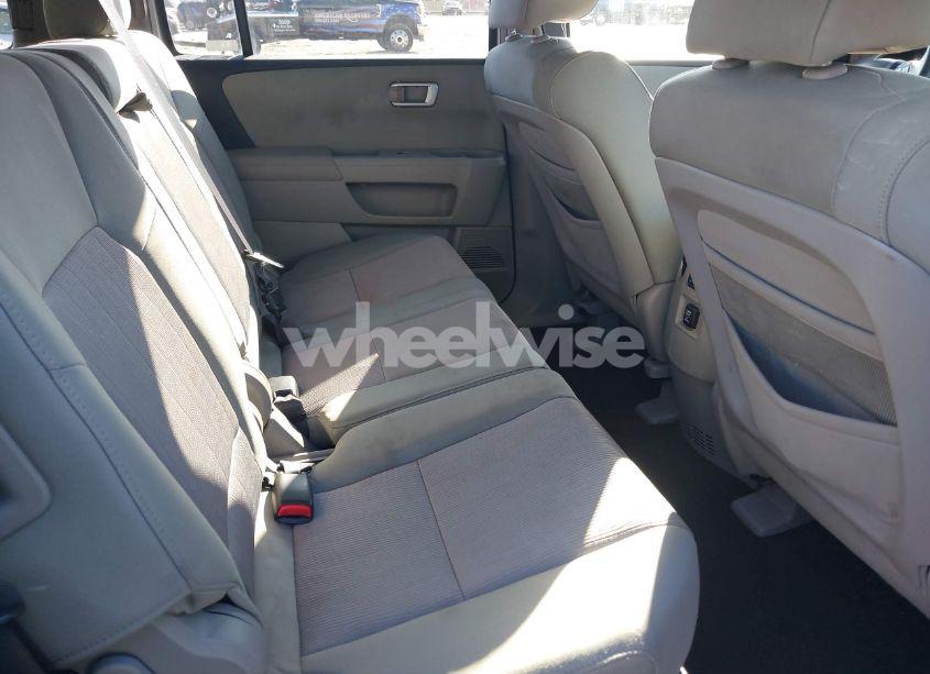 Photo 8 of 2009 Honda Pilot EX (VIN 5FNYF48419B010289)