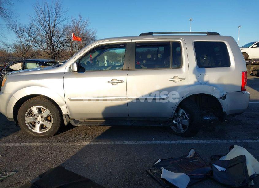 Photo 14 of 2009 Honda Pilot EX (VIN 5FNYF48429B002587)