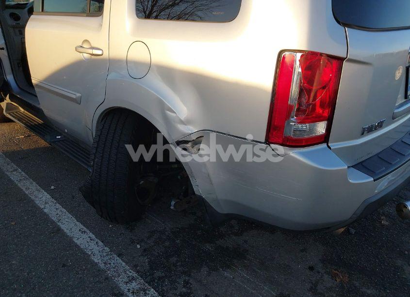 Photo 6 of 2009 Honda Pilot EX (VIN 5FNYF48429B002587)