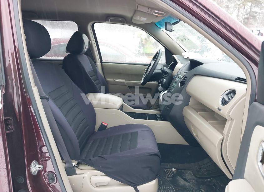 Photo 5 of 2009 Honda Pilot EX (VIN 5FNYF48439B005708)