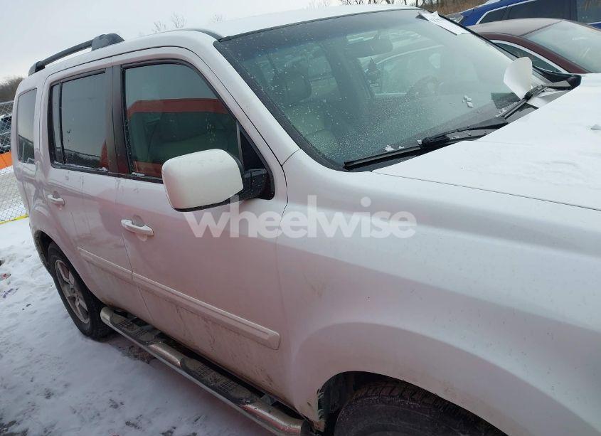 Photo 13 of 2009 Honda Pilot EX (VIN 5FNYF48449B042296)