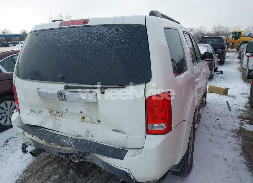 Photo 4 of 2009 Honda Pilot EX (VIN 5FNYF48449B042296)