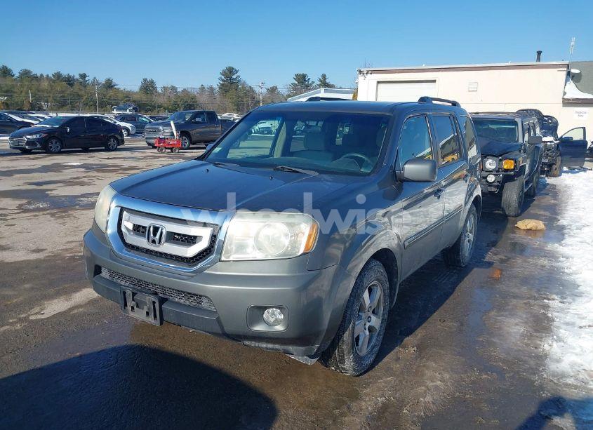 Photo 2 of 2009 Honda Pilot EX (VIN 5FNYF48489B004571)