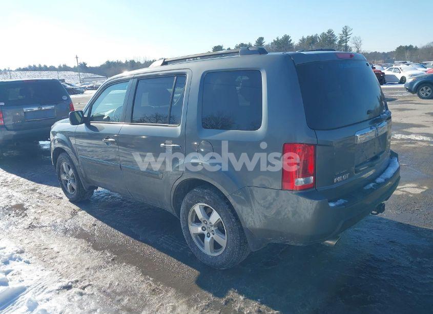 Photo 3 of 2009 Honda Pilot EX (VIN 5FNYF48489B004571)
