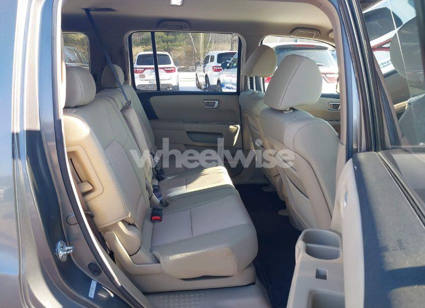 Photo 8 of 2009 Honda Pilot EX (VIN 5FNYF48489B004571)