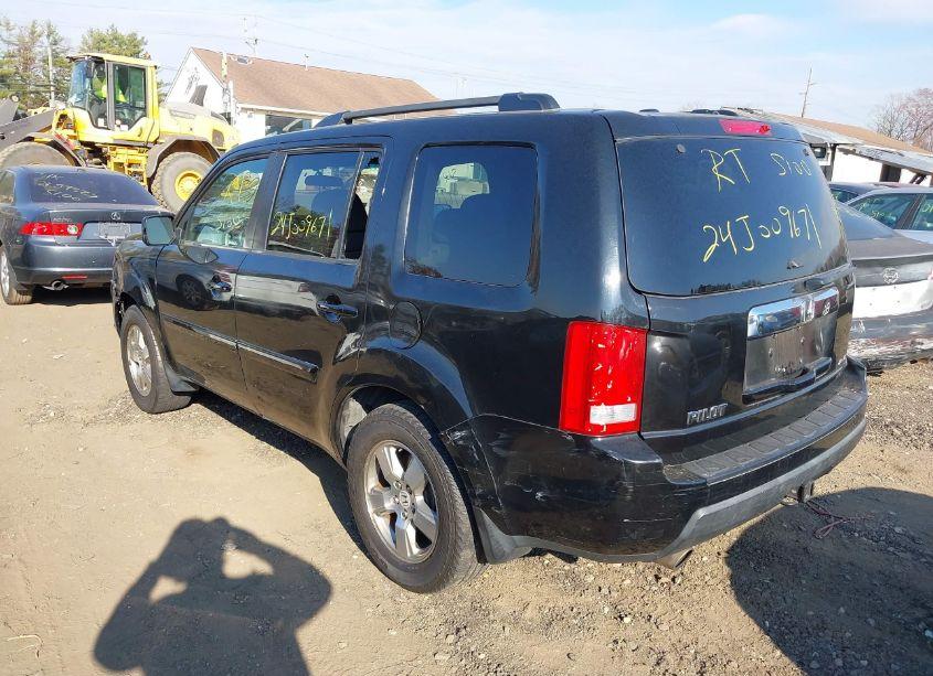 Photo 3 of 2009 Honda Pilot EX (VIN 5FNYF48499B052578)