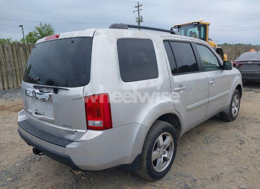 Photo 4 of 2009 Honda Pilot EX-L (VIN 5FNYF48509B002712)