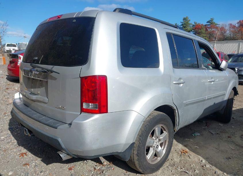 Photo 4 of 2009 Honda Pilot EX-L (VIN 5FNYF48519B035122)