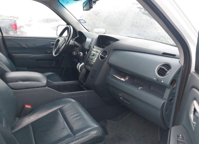 Photo 5 of 2009 Honda Pilot EX-L (VIN 5FNYF48529B012657)