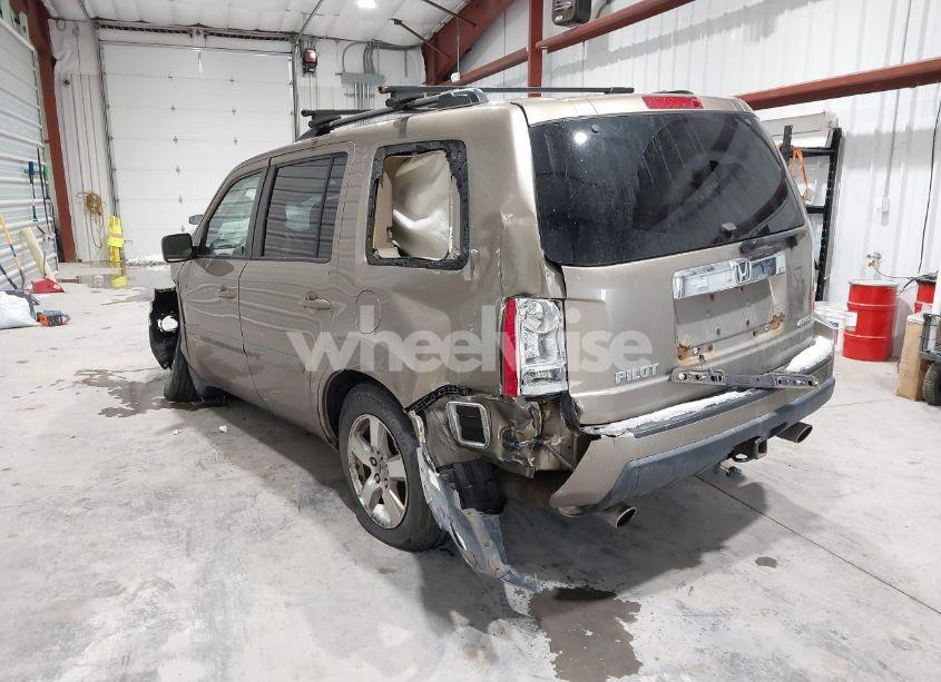 Photo 3 of 2009 Honda Pilot EX-L (VIN 5FNYF48529B036313)