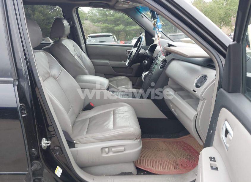 Photo 5 of 2009 Honda Pilot EX-L (VIN 5FNYF48539B045571)