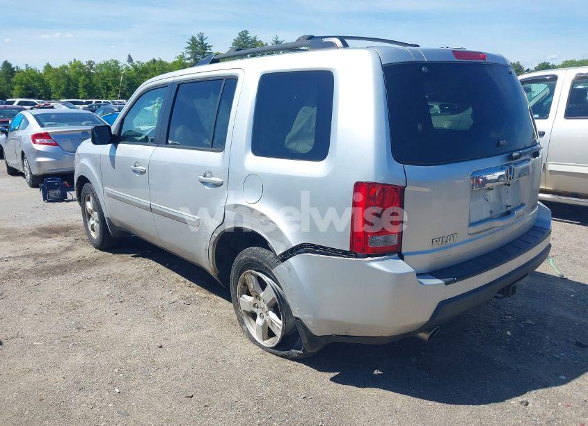 Photo 3 of 2009 Honda Pilot EX-L (VIN 5FNYF48559B024351)
